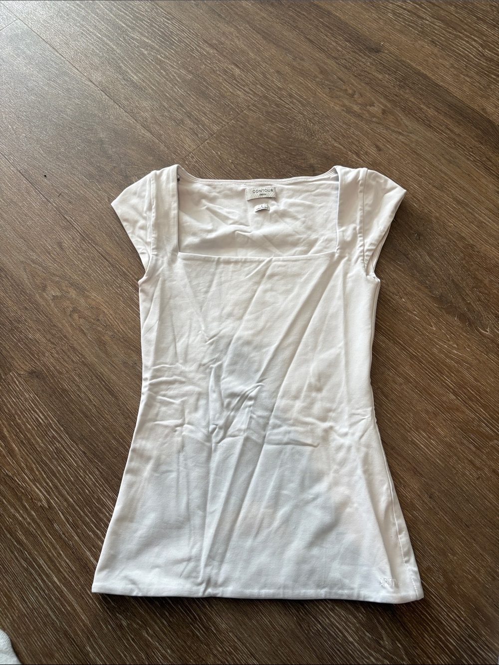 Aritzia Contour Top